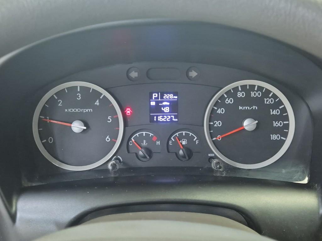 Hyundai Porter II Super Cab Fixed Floor Long Wheelbase Super Cab 6