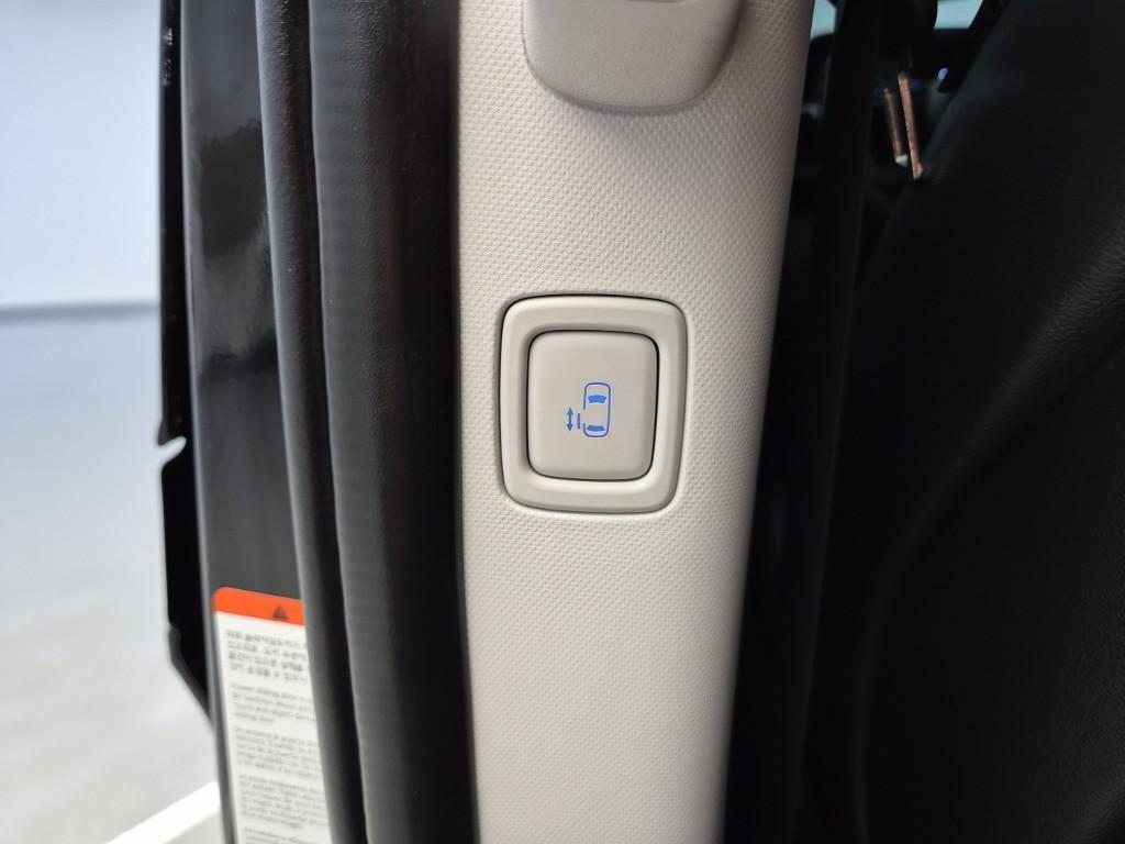 Hyundai Staria Star Modern - фото 19