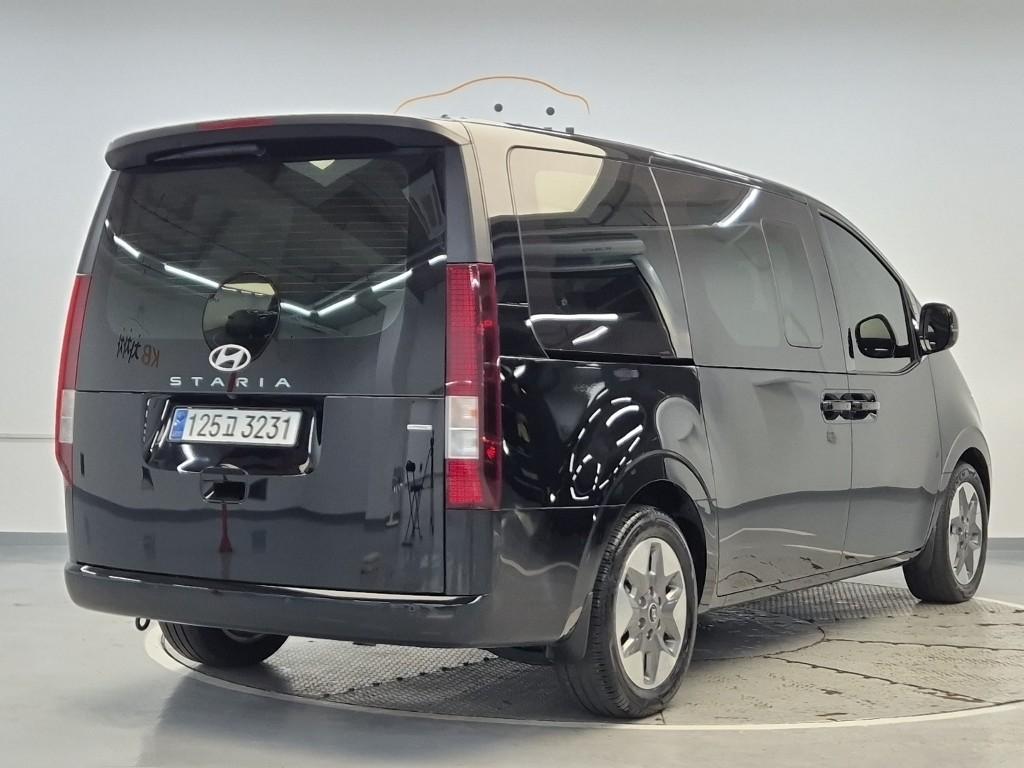 Hyundai Staria Star Modern - фото 3
