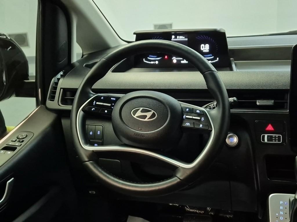 Hyundai Staria Star Modern - фото 9