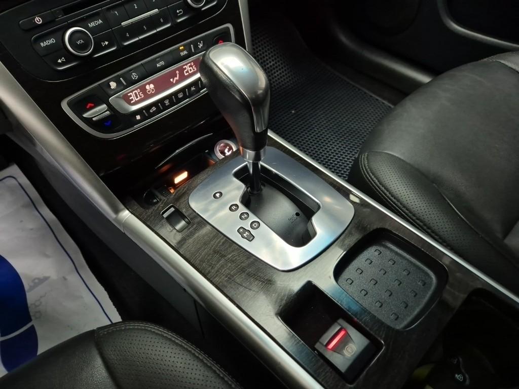 RENAULT(SAMSUNG) New SM5 Platinum 2.0 LE