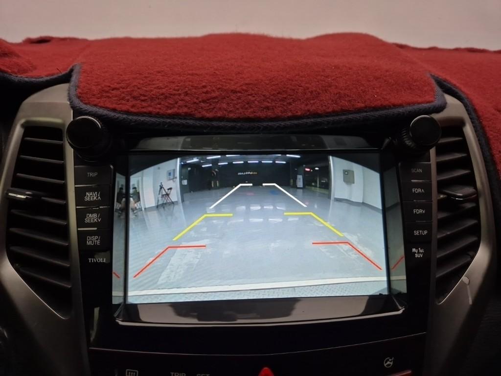 KG Mobility (Ssangyong) Tivoli VX Diesel 2WD - фото 14