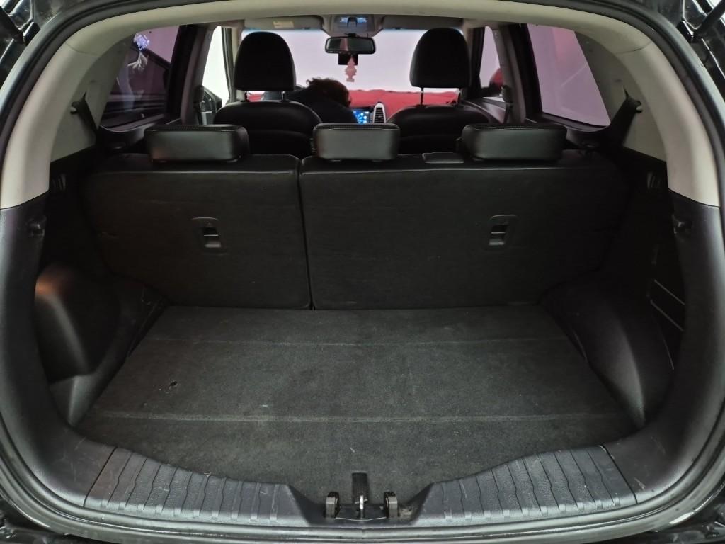 KG Mobility (Ssangyong) Tivoli VX Diesel 2WD - фото 18