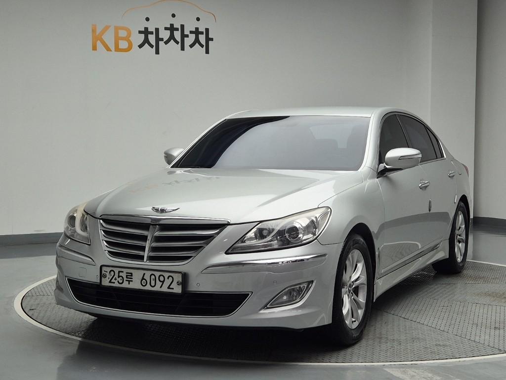 HYUNDAI Genesis BH 330