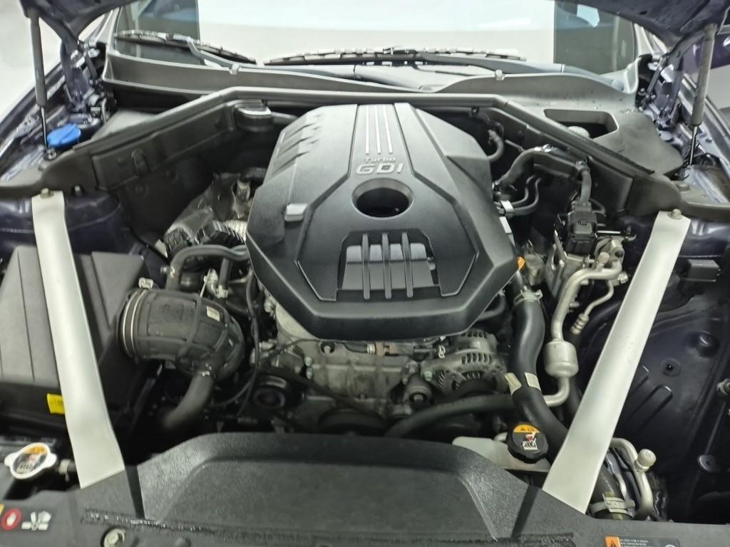 Kia Stinger Platinum Gasoline 2.0 Turbo GDI AWD 6