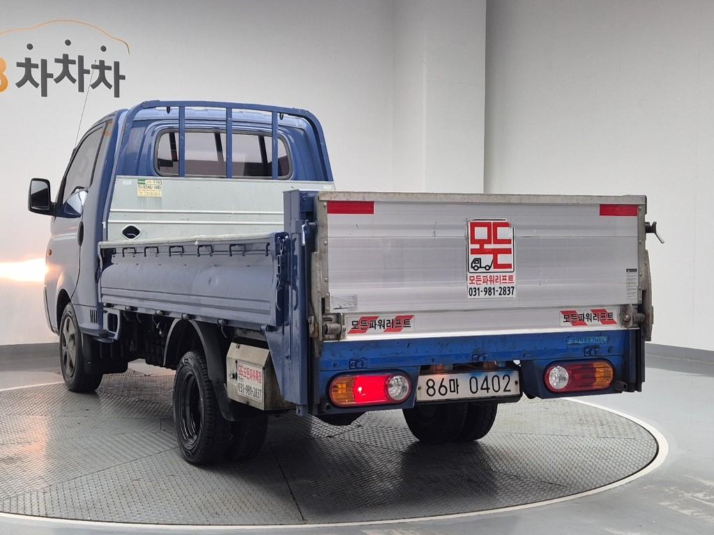 Hyundai Porter II Long Wheelbase Smart Long Wheelbase Super Cab 3