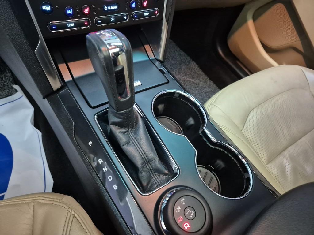 Ford Explorer Limited 2.3 EcoBoost AWD 9