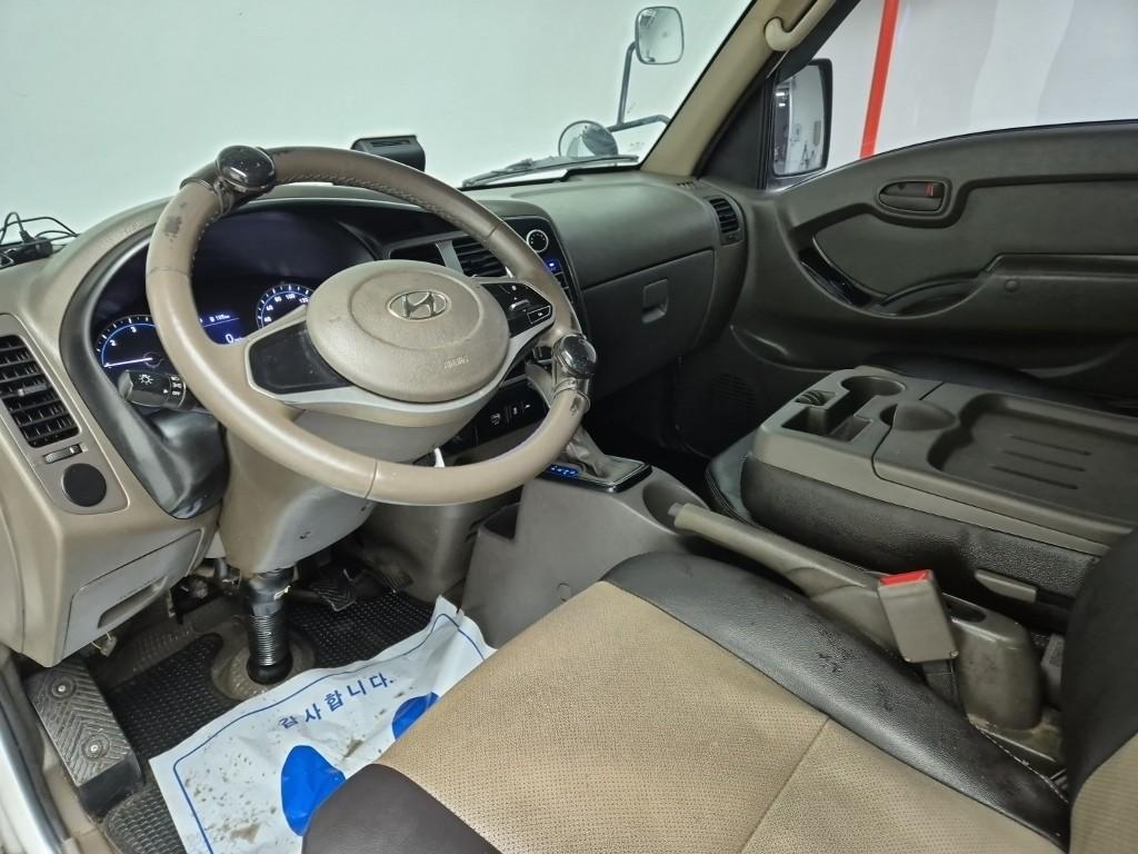 Hyundai Porter II Long Wheelbase Smart Long Wheelbase Super Cab 7