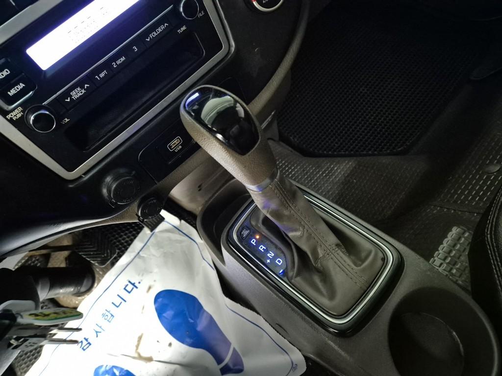 Hyundai Porter II Long Wheelbase Smart Long Wheelbase Super Cab 8