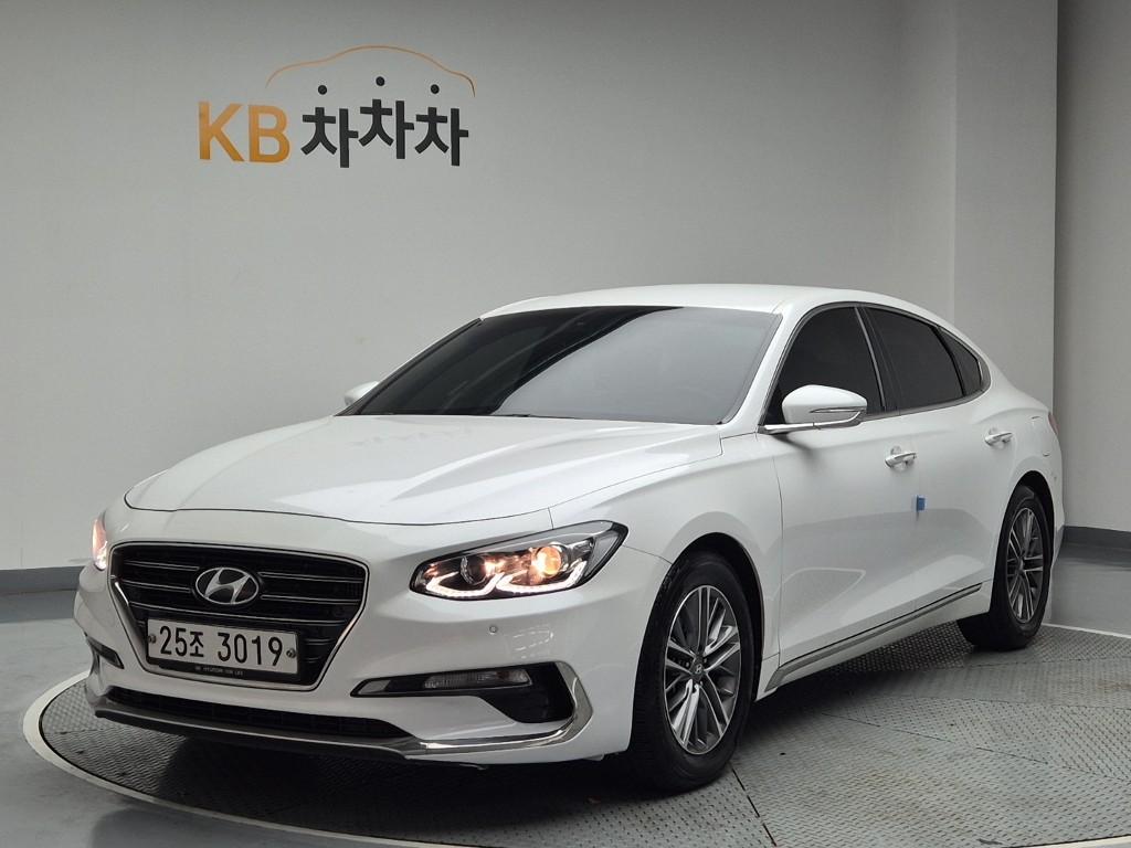 Hyundai Grandeur IG Premium Diesel 2.2 ISG