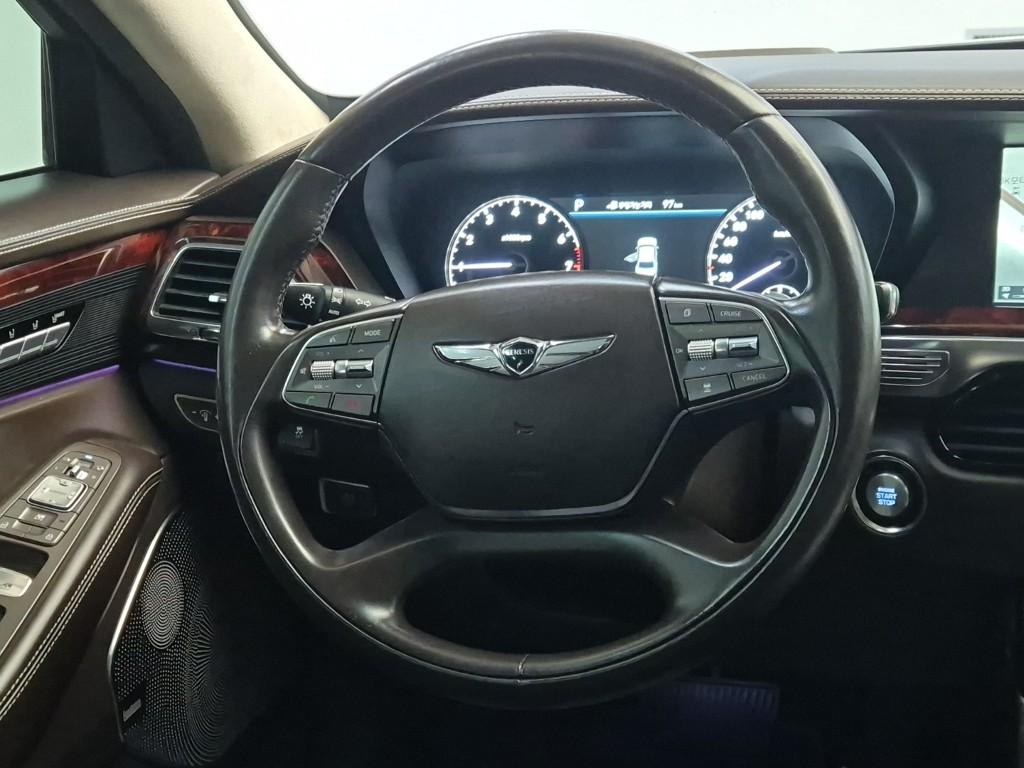 Genesis EQ900 Prestige 5.0 GDi AWD 10