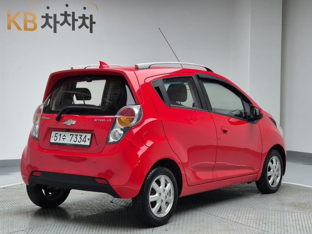 Chevrolet Spark LS Star Gasoline 4
