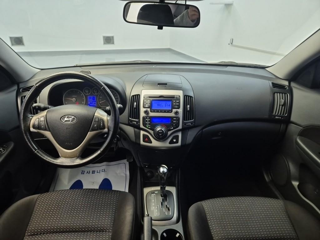 Hyundai i30 Luxury 1.6 VVT 8