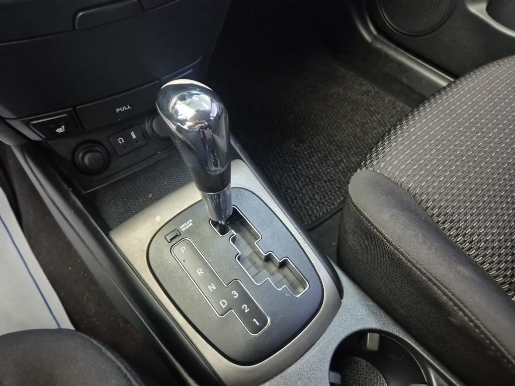 Hyundai i30 Luxury 1.6 VVT 9