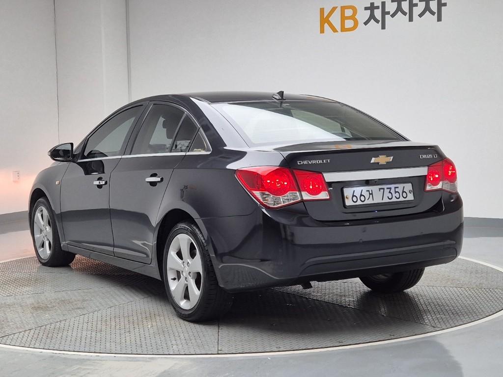 Chevrolet Lacetti Premiere CDX Premium Type 1.8 ECO-TEC 3