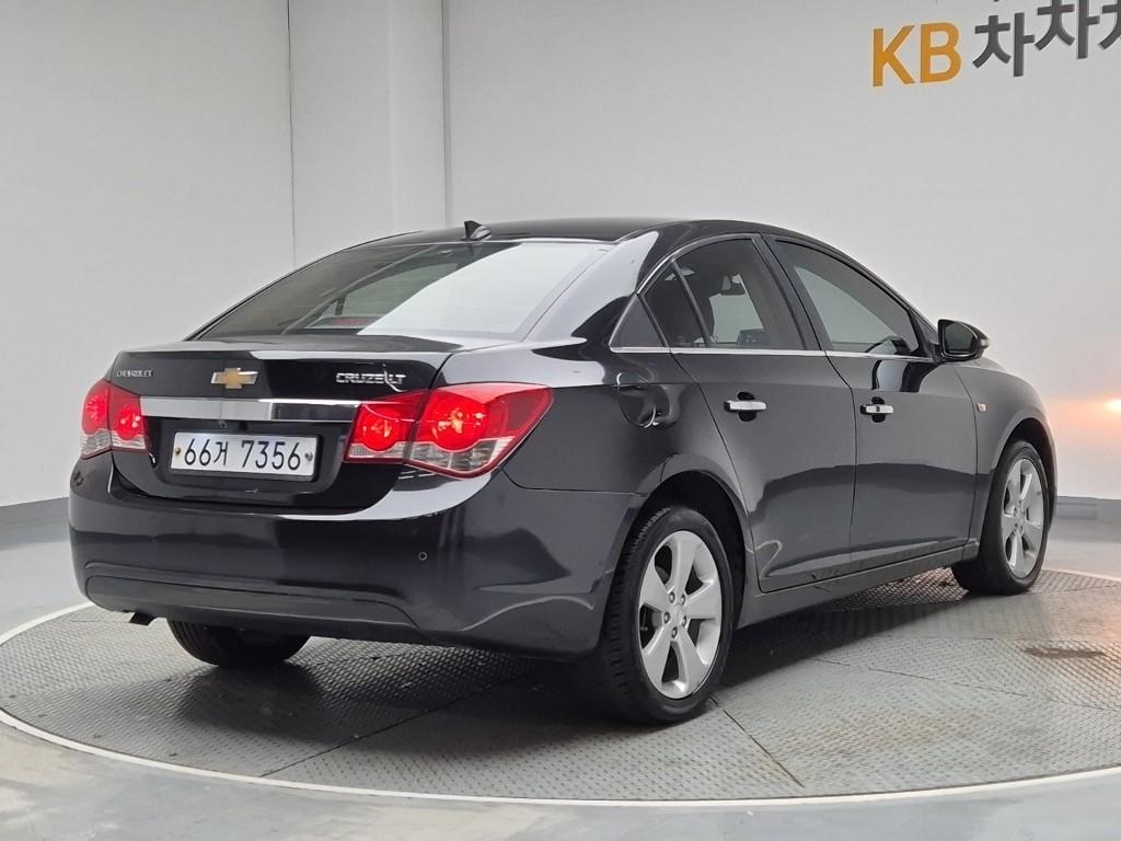 Chevrolet Lacetti Premiere CDX Premium Type 1.8 ECO-TEC 4