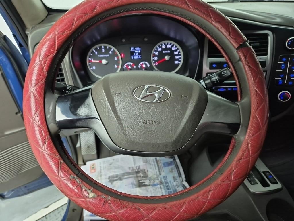 Hyundai Porter II Long Wheelbase Smart Long Wheelbase Super Cab 10