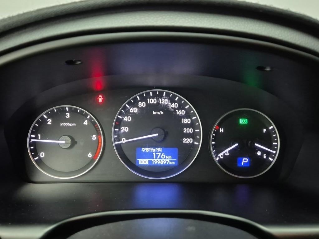 Hyundai Starex Grand Modern 2.5 WGT/ VGT 5 Van A/ T 7