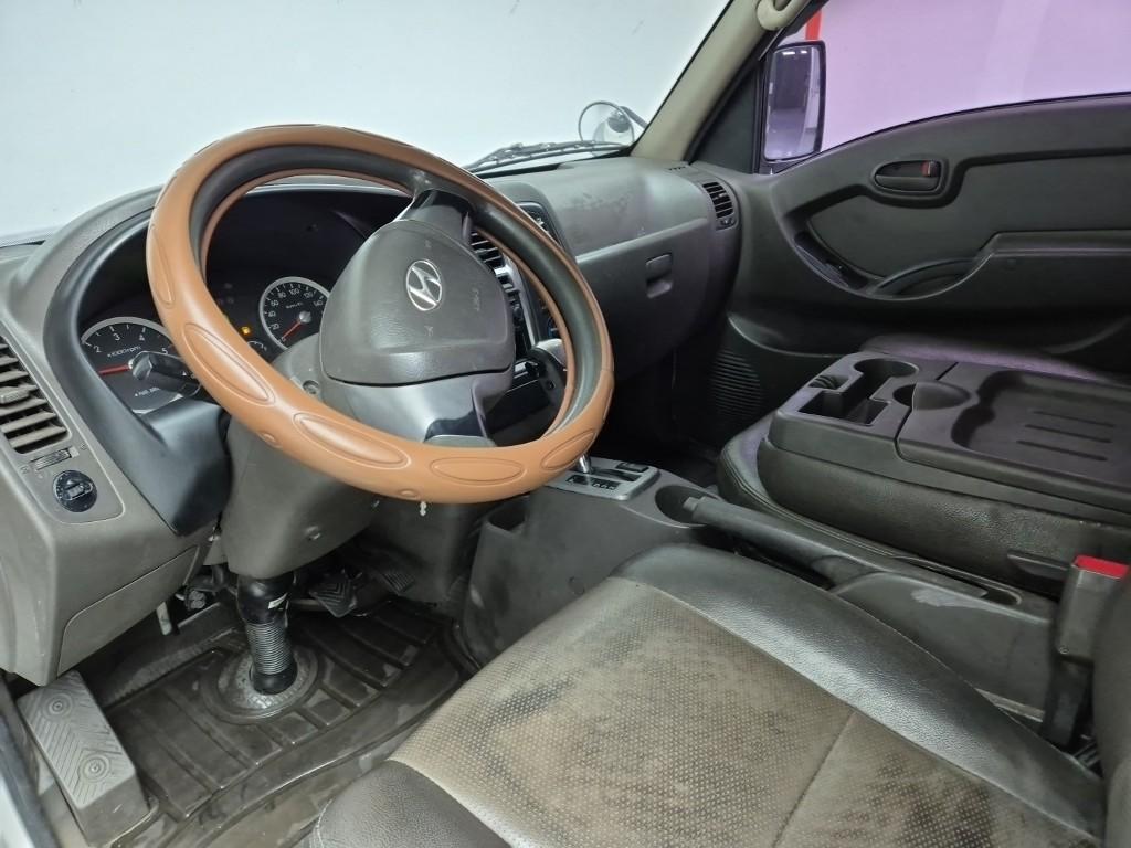 Hyundai Porter II Long Wheelbase Plus Long Wheelbase Double Cab 8