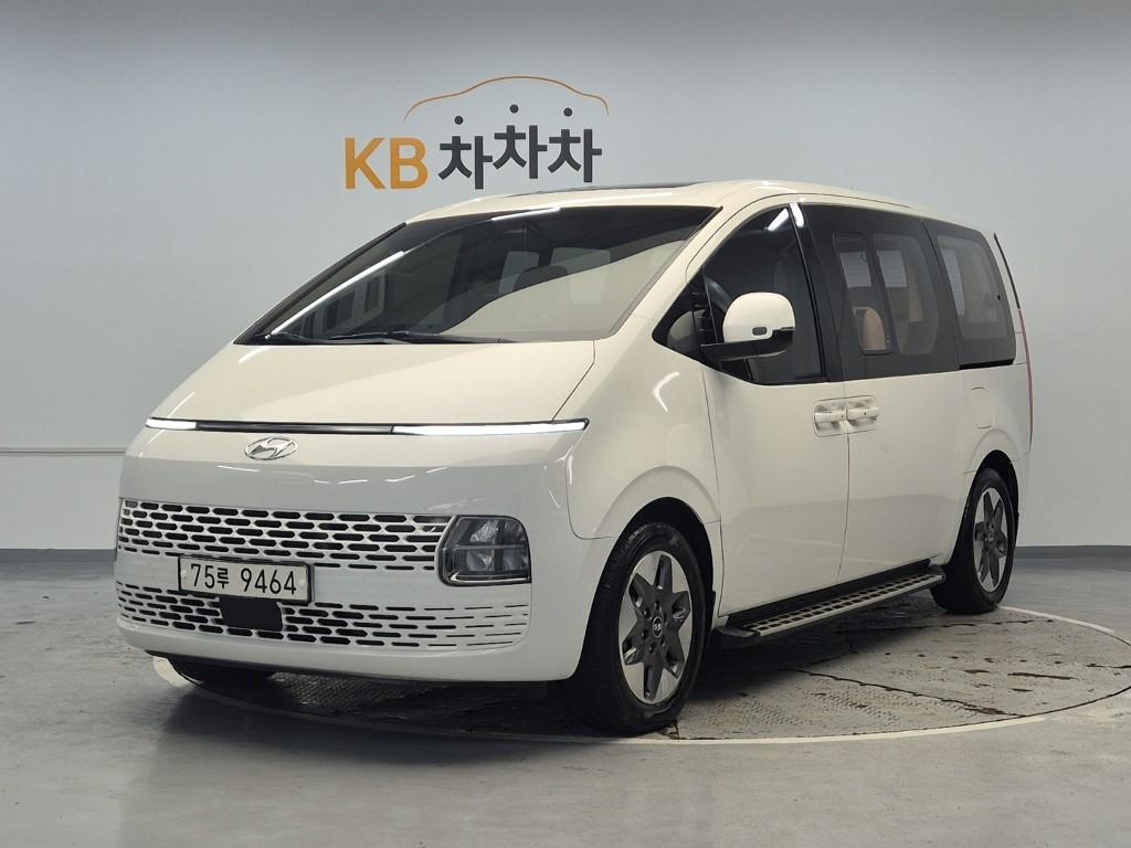 Hyundai Staria Modern Diesel 2.2 Tourer 2WD 2