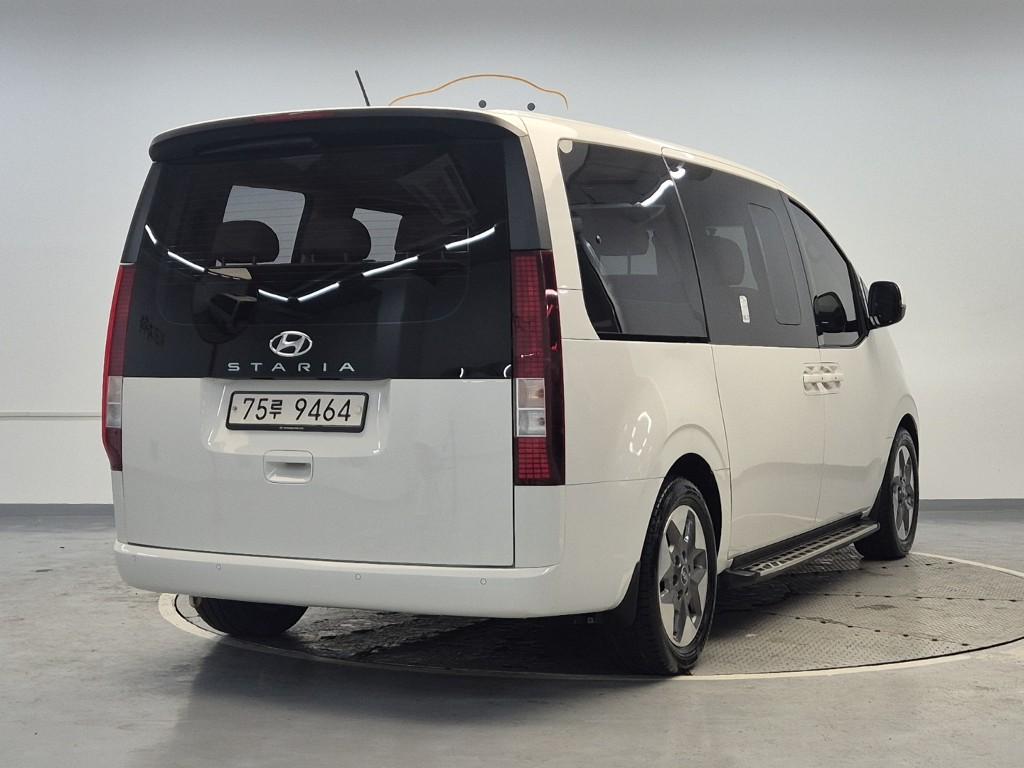 Hyundai Staria Modern Diesel 2.2 Tourer 2WD 4