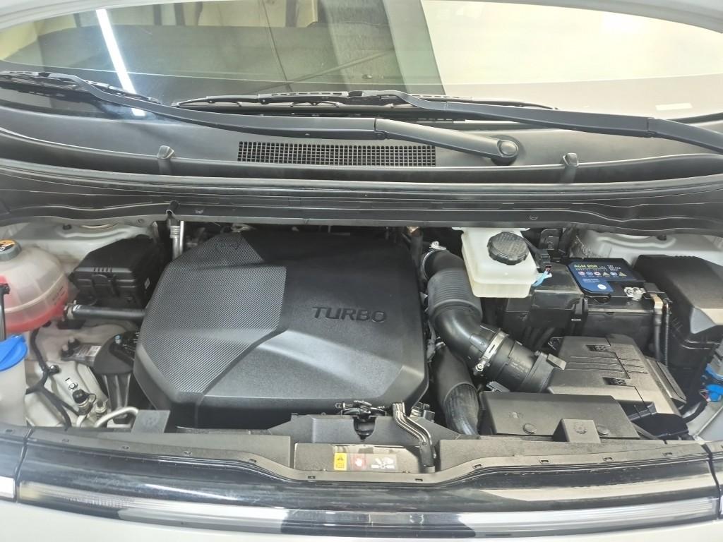 Hyundai Staria Modern Diesel 2.2 Tourer 2WD 6