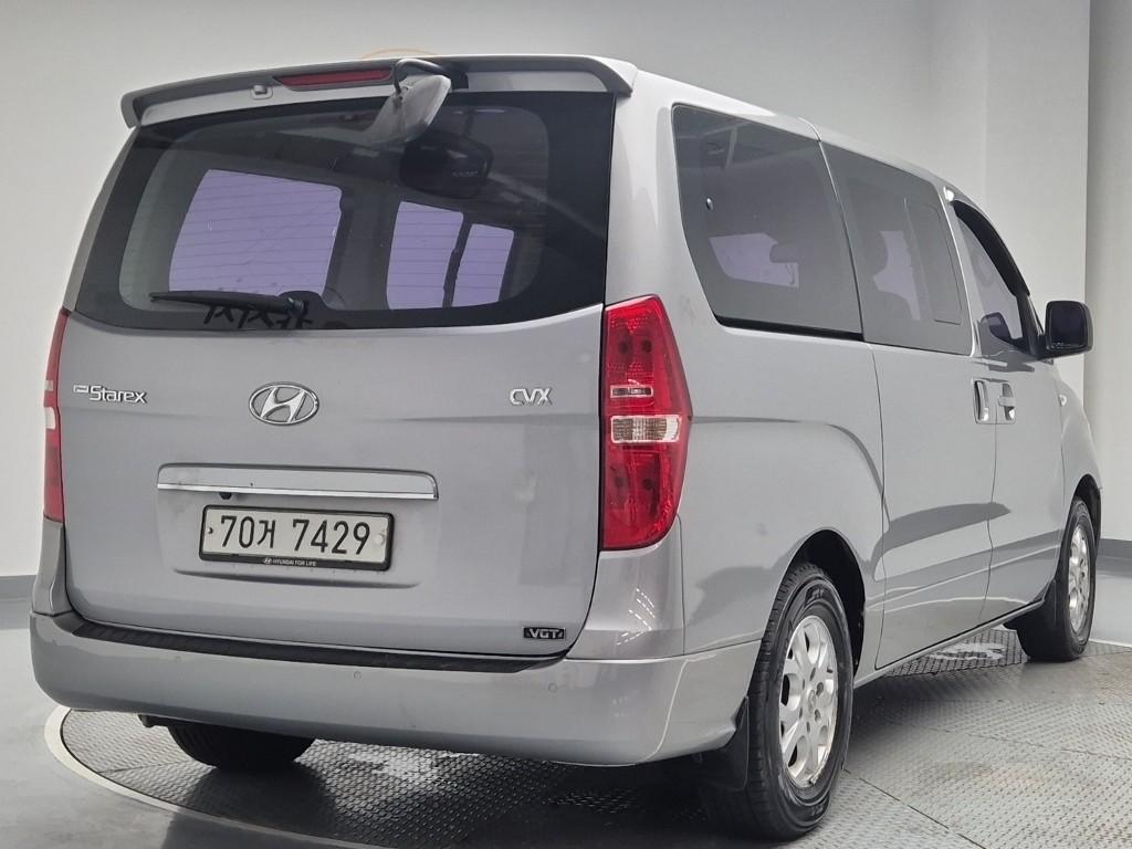 Hyundai Starex Grand CVX Premium 2.5 VGT/ WGT Wagon 4