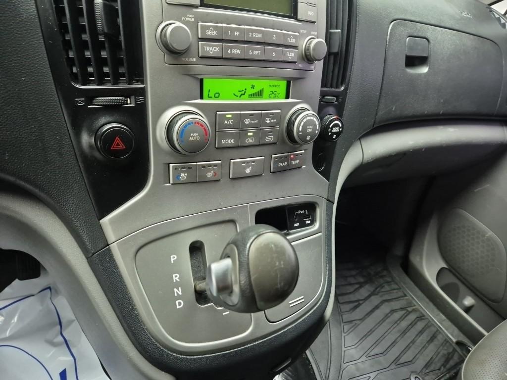 Hyundai Starex Grand CVX Premium 2.5 VGT/ WGT Wagon 9