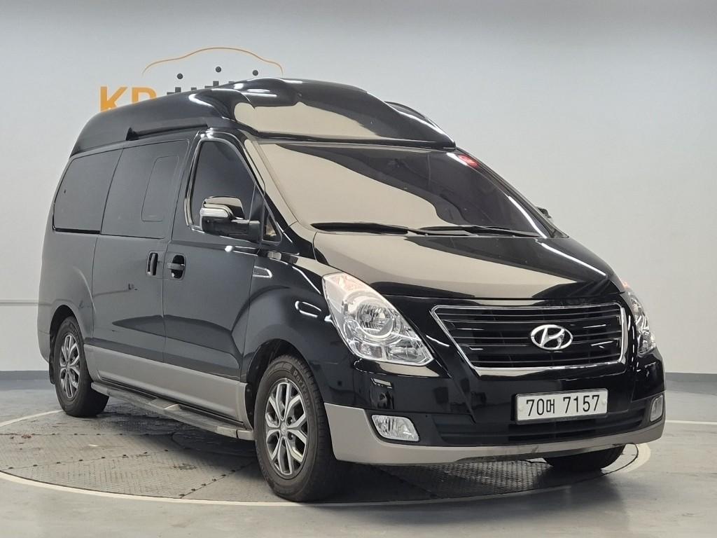 Hyundai Starex Grand Modern Special Limousine 2WD 5