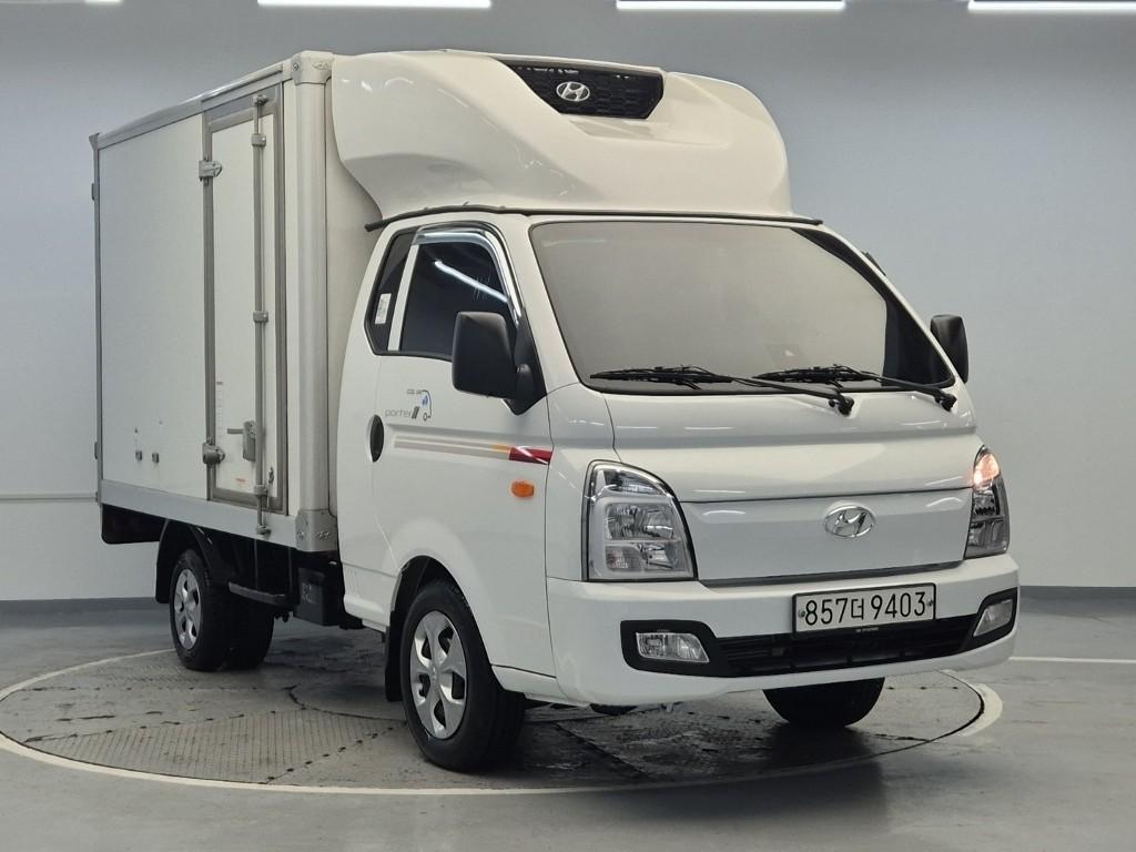 Hyundai Porter II Super Cab High Refrigerated Box Truck Long Wheelbase Super Cab 5