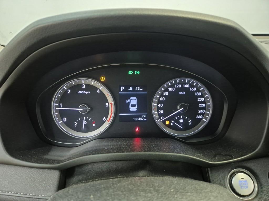 Hyundai Grandeur IG Modern Diesel 2.2 ISG 7