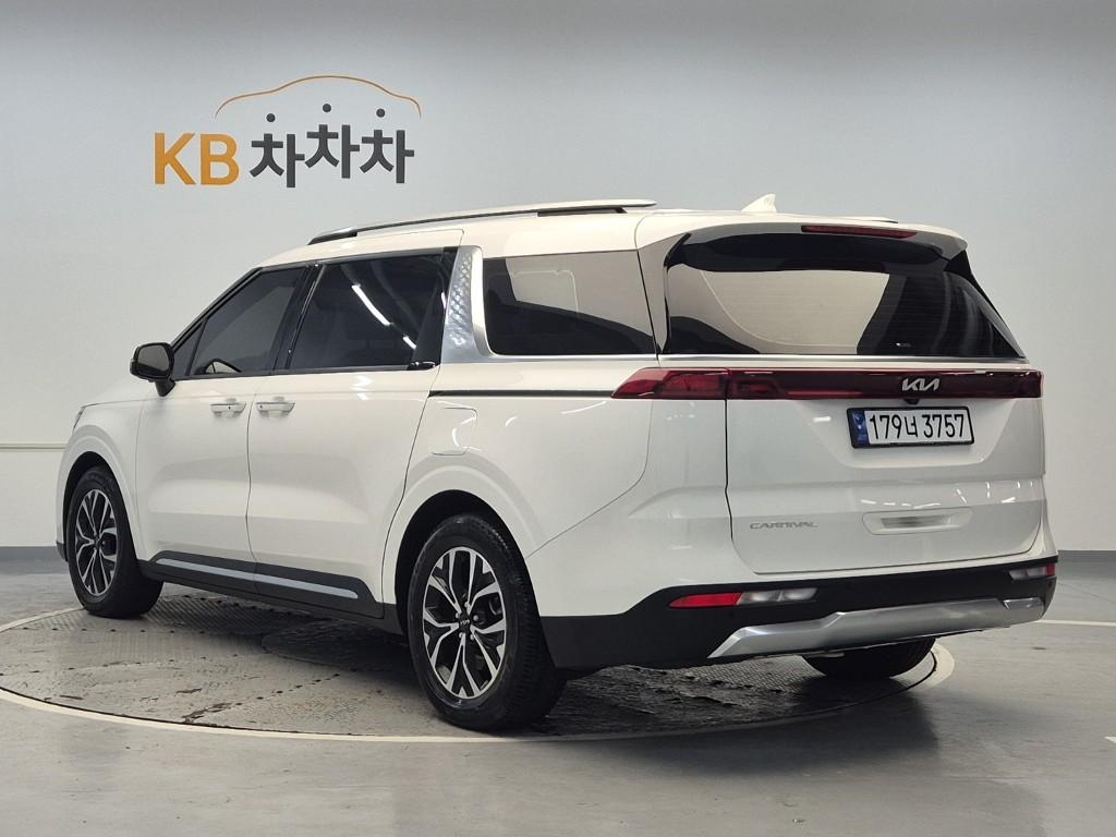 Kia Carnival New KA4 Noblesse D2.2 Diesel 9 Seater — фото 2