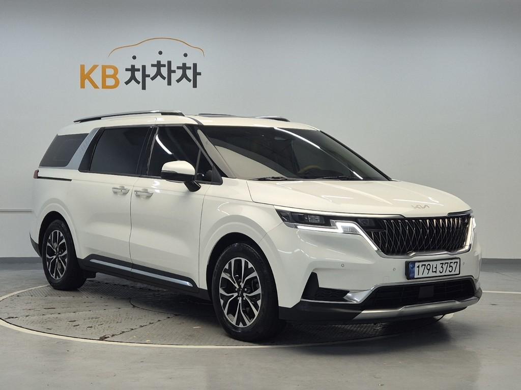Kia Carnival New KA4 Noblesse D2.2 Diesel 9 Seater — фото 4
