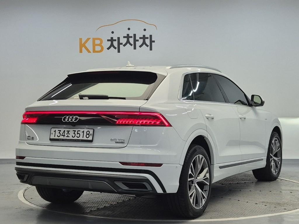 Audi Q8 2020 photo 3