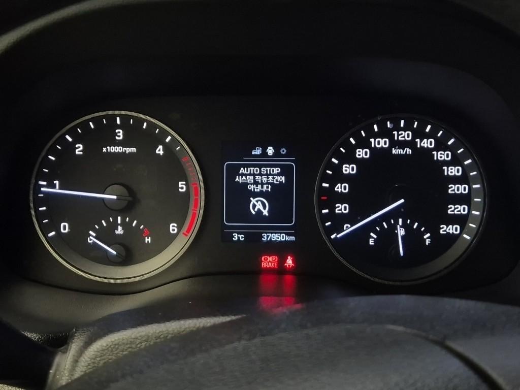 Hyundai Tucson Style e-VGT R2.0 2WD M/ T 7