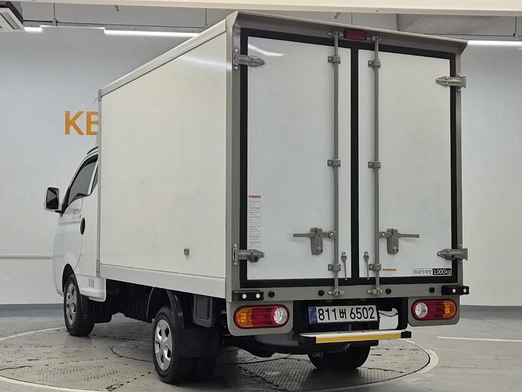 Hyundai Porter II LPG Super Cab LPG Fixed Floor Long Wheelbase Super Cab 3