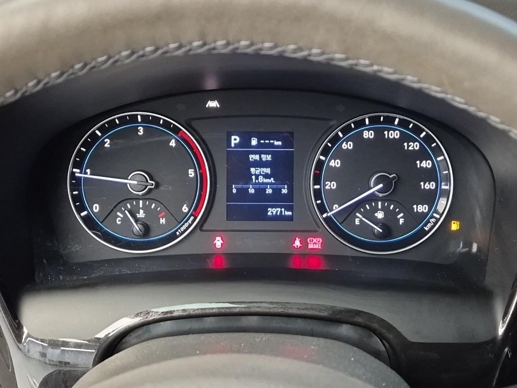 Hyundai Porter II LPG Super Cab LPG Fixed Floor Long Wheelbase Super Cab 6