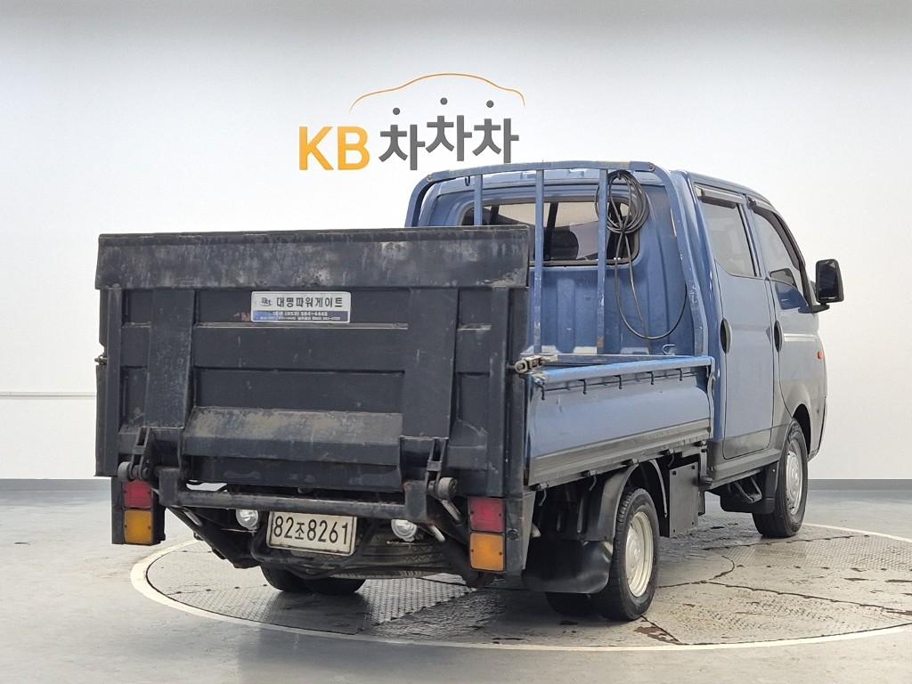 Hyundai Porter II Long Wheelbase Deluxe Long Wheelbase Double Cab 4