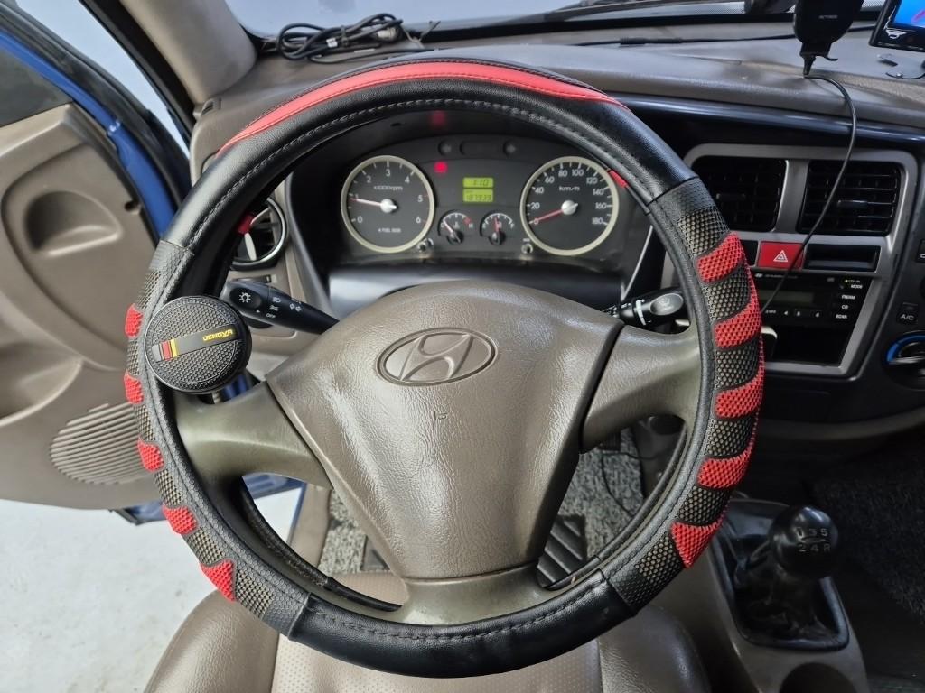 Hyundai Porter II Long Wheelbase Deluxe Long Wheelbase Double Cab 9