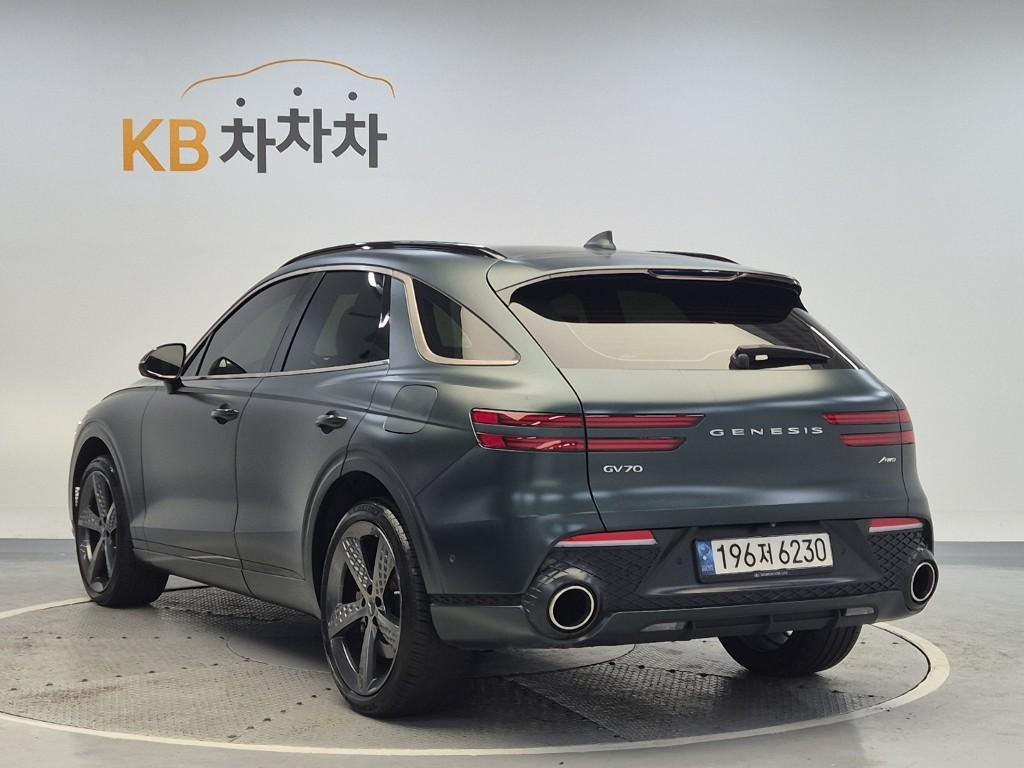Genesis GV70 Sport 2.5 Gasoline Turbo AWD — фото 2