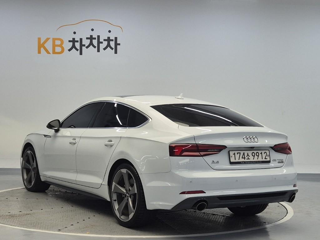 Audi A5 Premium 45TFSI quattro 3