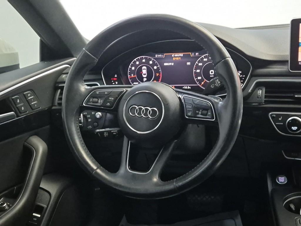 Audi A5 Premium 45TFSI quattro 10