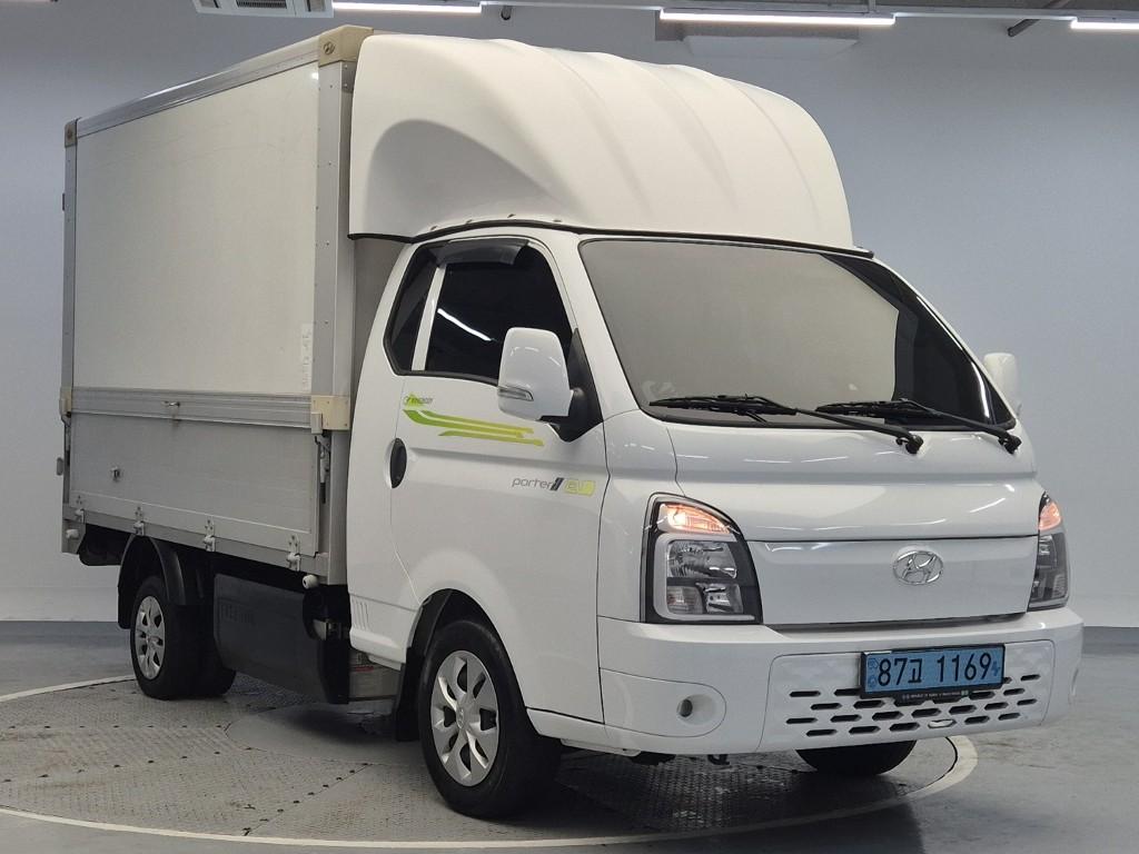 Hyundai Porter II Electric Wing body Long Wheelbase Super Cab 2