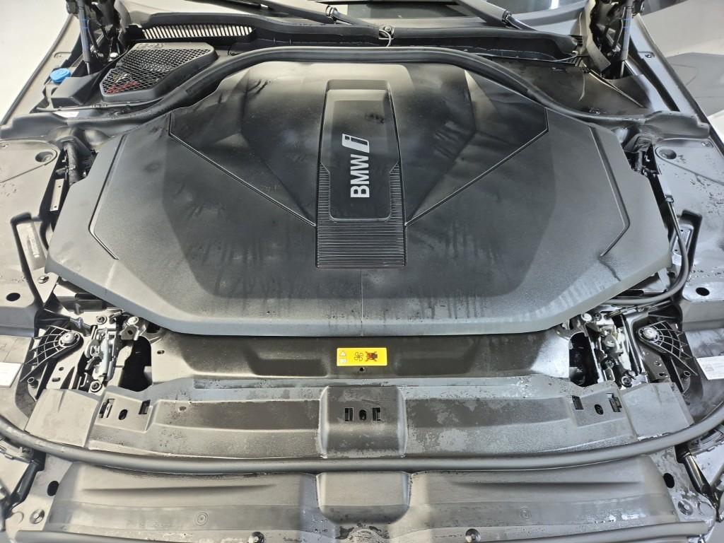 BMW i5 eDrive 40 — фото 5