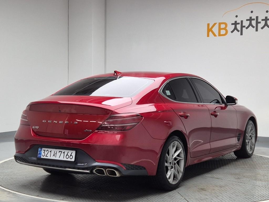Genesis G70 2022 photo 3