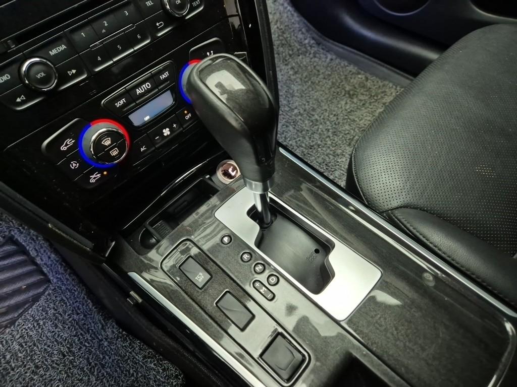 RENAULT(SAMSUNG) New SM7 Nova 2.0 LPe