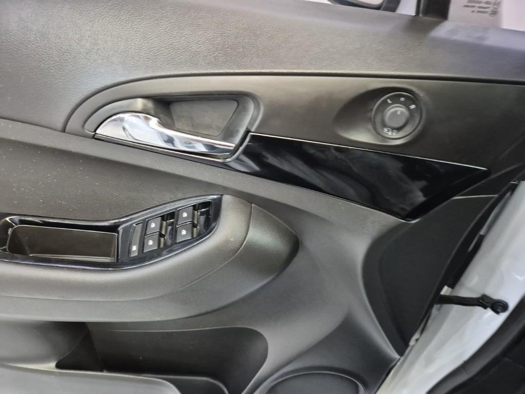 Chevrolet Korea Orlando All LT 2.0 LPGi - фото 16