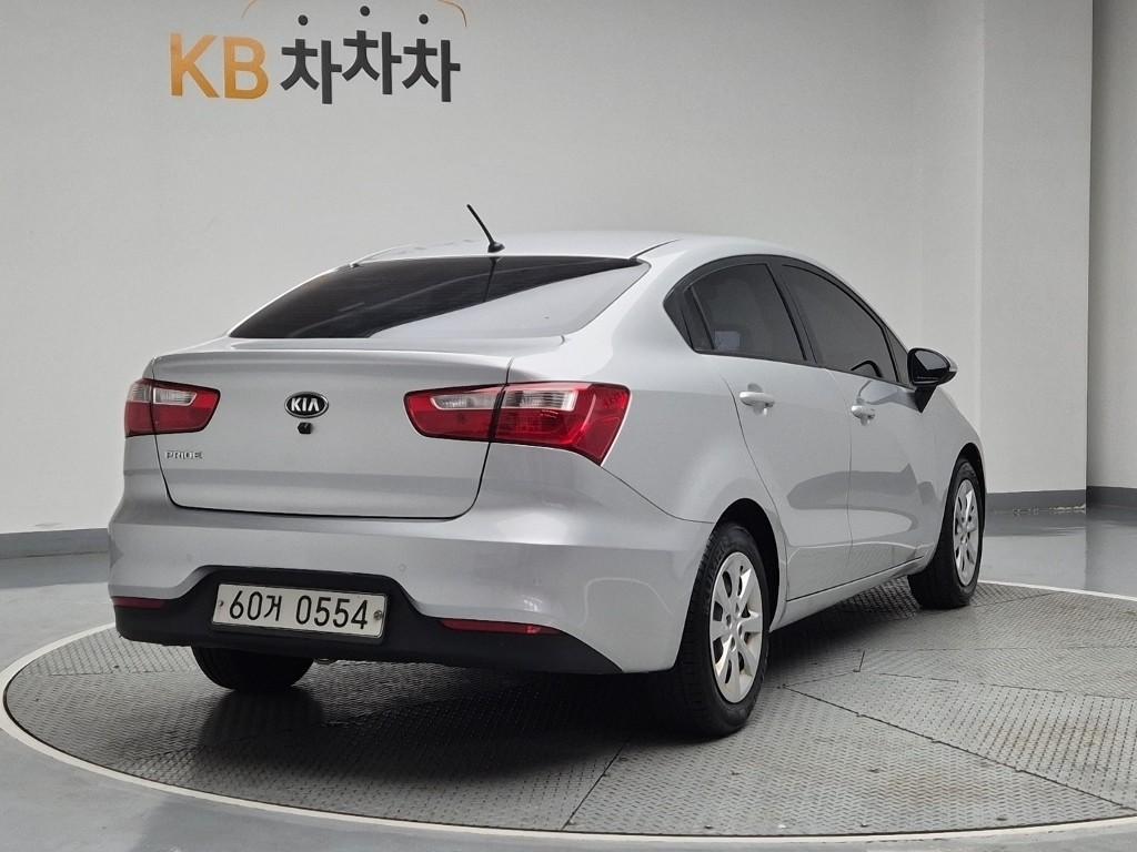 KIA The New Pride 4Door 1.4 MPI