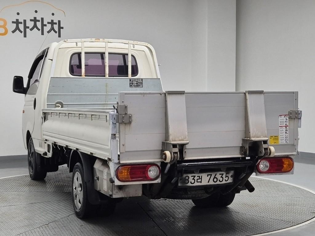 Hyundai Porter II Long Wheelbase Style Long Wheelbase Super Cab 3