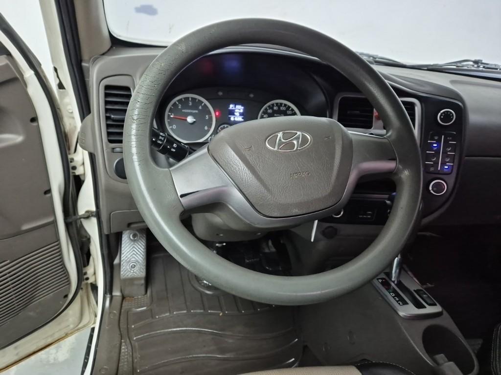 Hyundai Porter II Long Wheelbase Style Long Wheelbase Super Cab 9